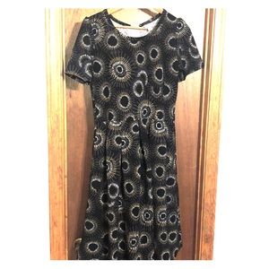 Starburst 🌟 XL LuLaRoe Dress
